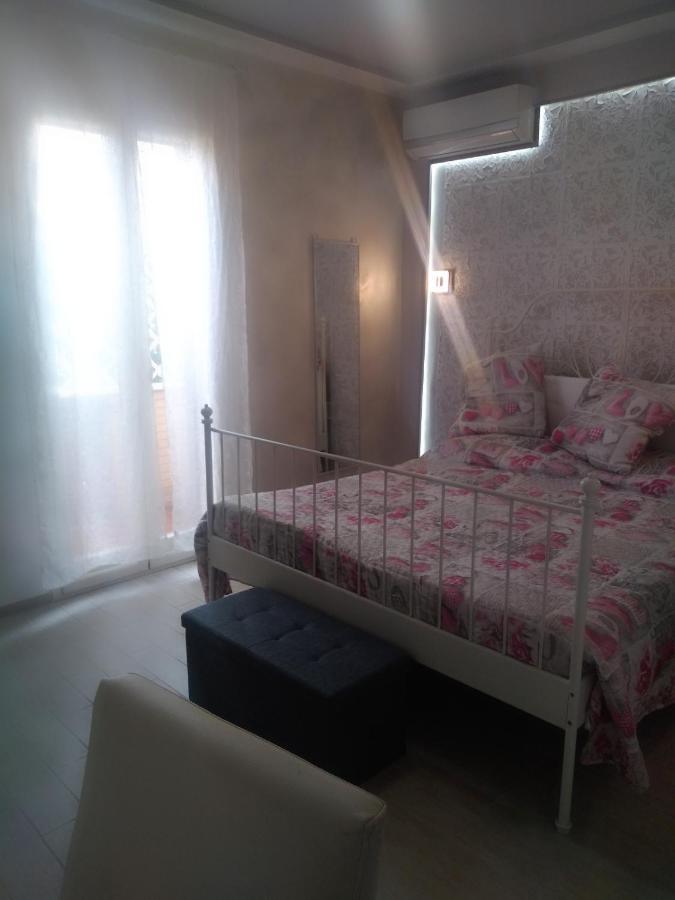 Rosilienza Suites Private Spa, Patio Garden Free Trasfer To & From Airport Fiumicino Dış mekan fotoğraf