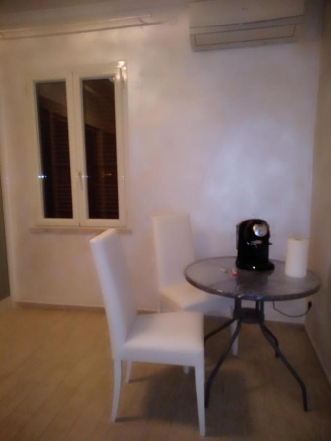 Rosilienza Suites Private Spa, Patio Garden Free Trasfer To & From Airport Fiumicino Dış mekan fotoğraf