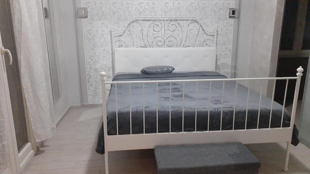 Rosilienza Suites Private Spa, Patio Garden Free Trasfer To & From Airport Fiumicino Dış mekan fotoğraf