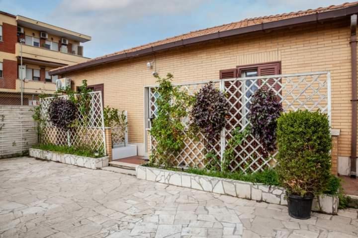 Rosilienza Suites Private Spa, Patio Garden Free Trasfer To & From Airport Fiumicino Dış mekan fotoğraf